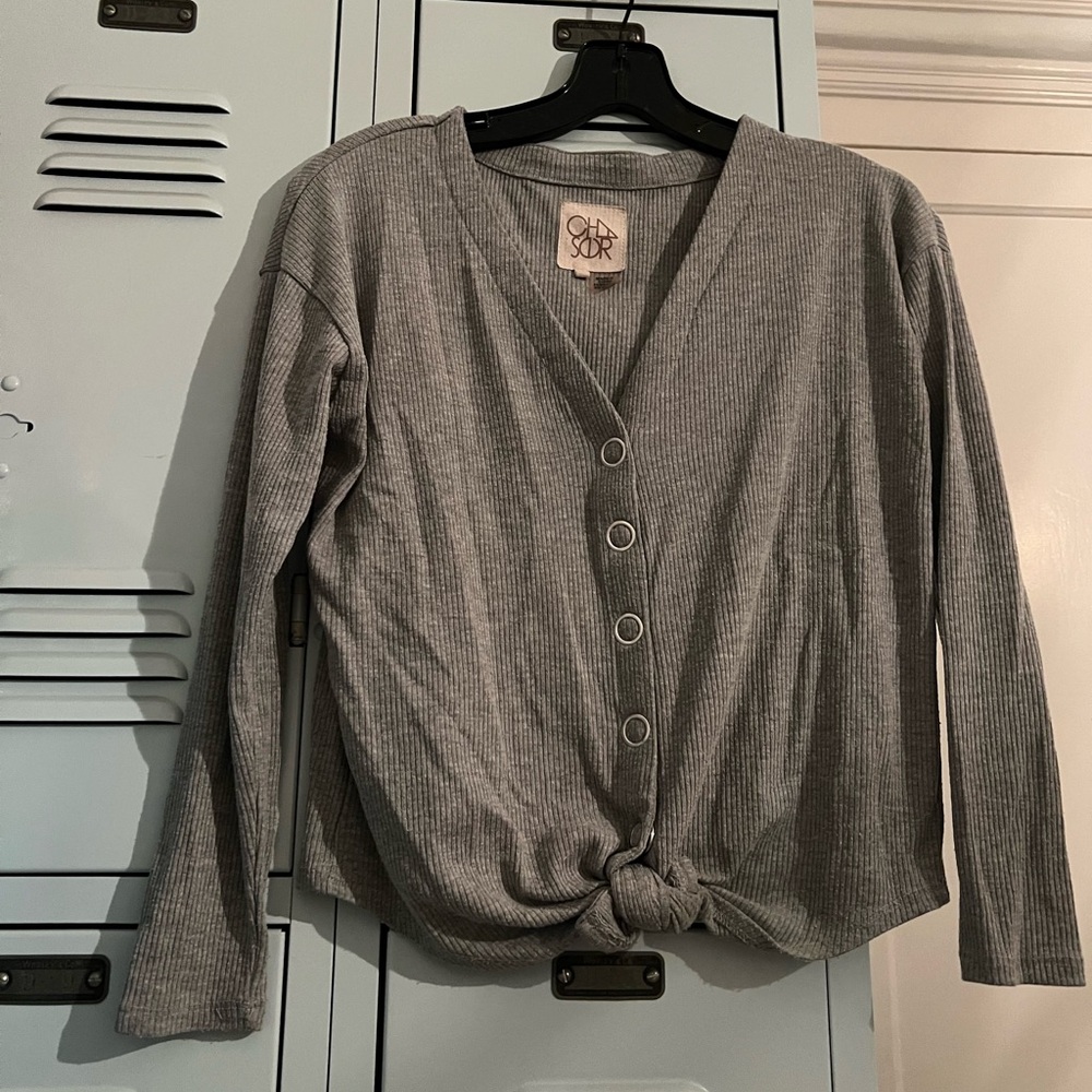 Chaser Gray Ribbed snap up long sleeve cotton tee